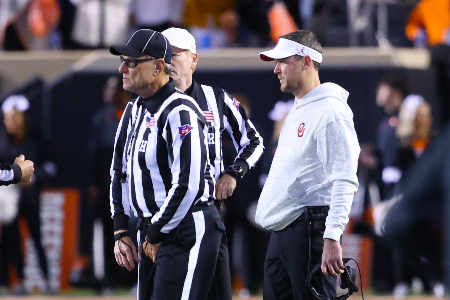 Lincoln Riley and Referees